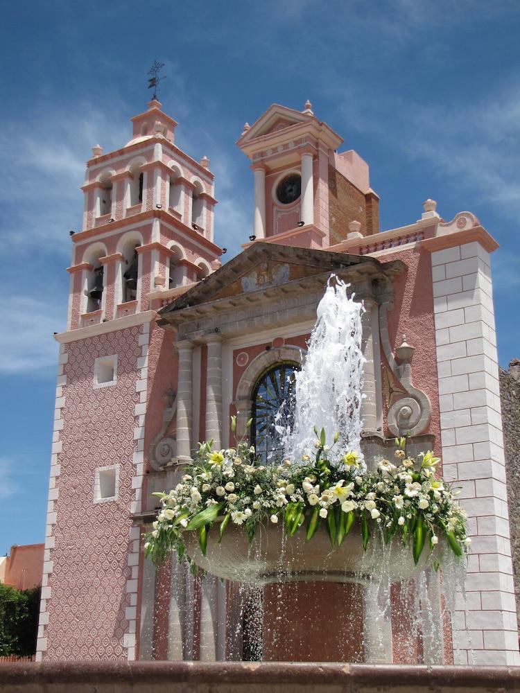 Casa Blanca Tequisquiapan Hotel Exterior photo